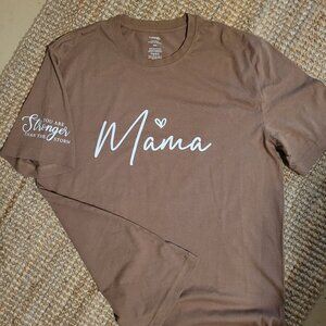 Women medium brown tshirt